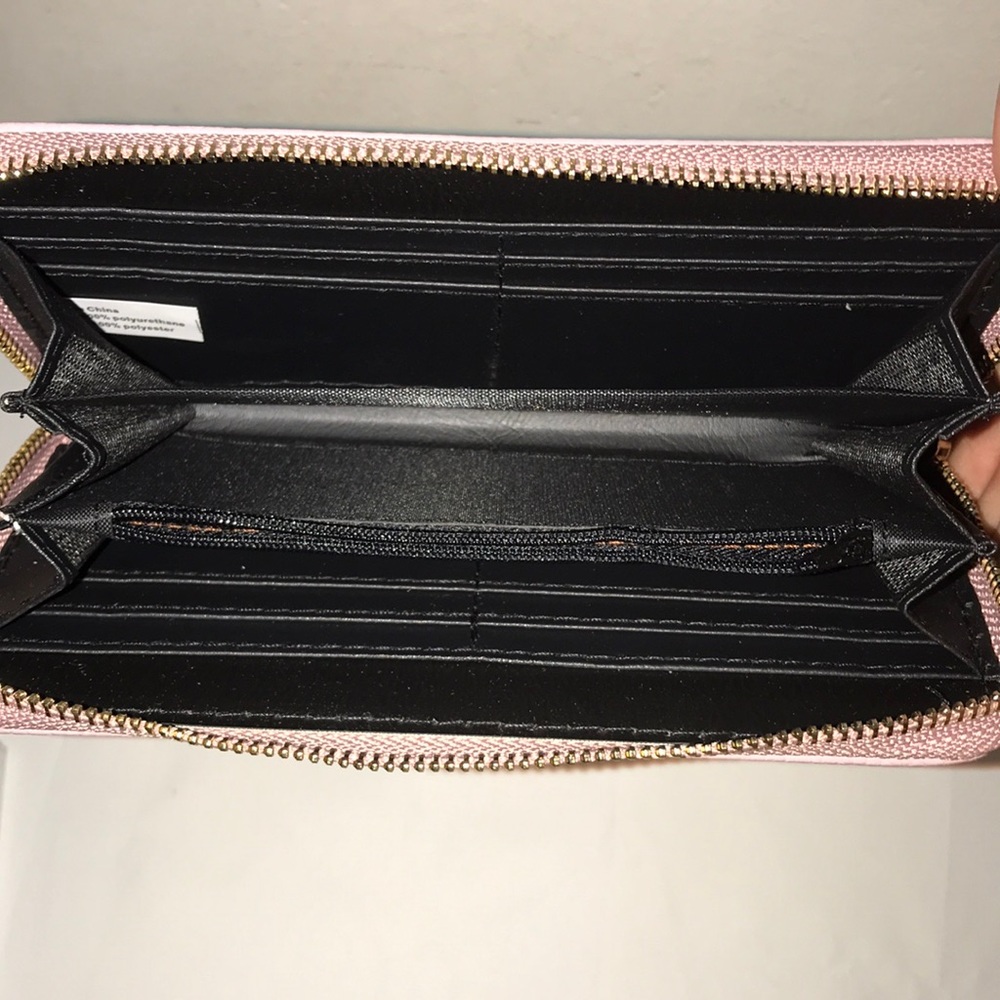 Pearl Stud Wallet- Nwot (New Without Tags ) - image 6